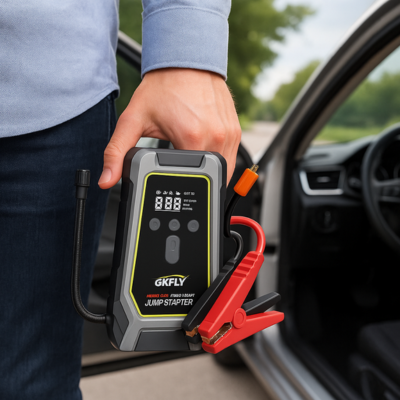 Booster Batterie Voiture porte main bonhomme blanc a-cote voiture