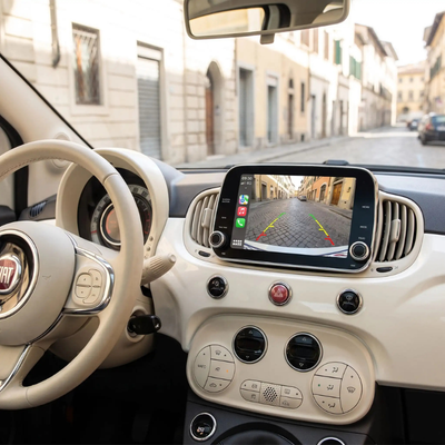 Écran carplay voiture FIAT 500 Abarth avec caméra de vision arrière intégrée