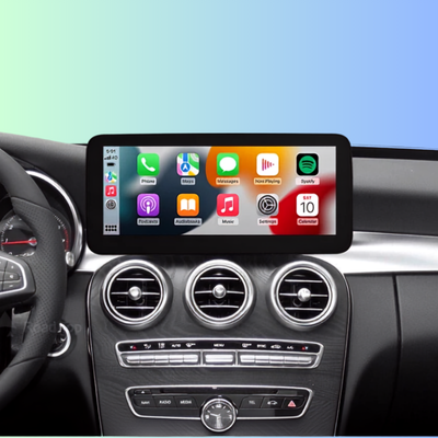 Écran carplay voiture Mercedes intégré au tableau de bord d'origine