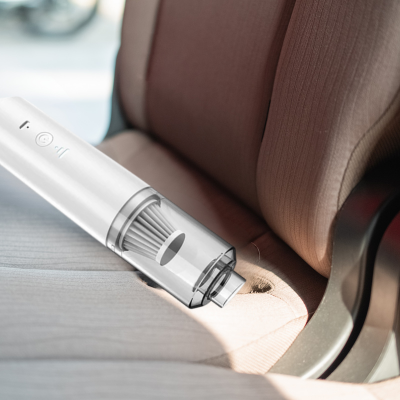 aspirateur sans fil pour voiture blanc nettoie banquette arriere