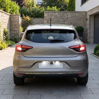 Caméra arrière Clio 5 avec excellente précision d'image pour faciliter le stationnement