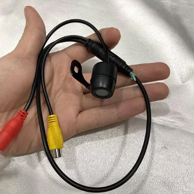 camera de recul sur voiture câble