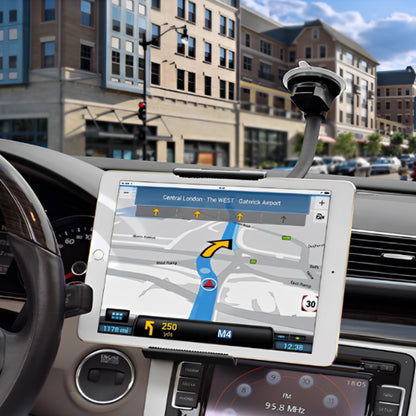 support-tablette-voiture-gps-en-ville