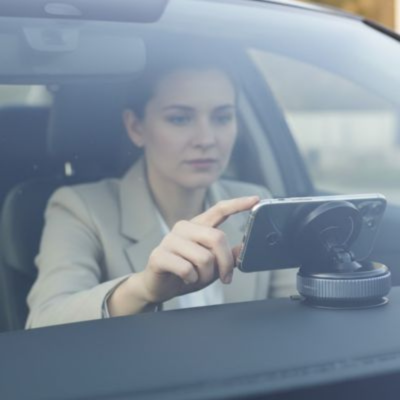 support téléphone voiture magnétique utilisation facile