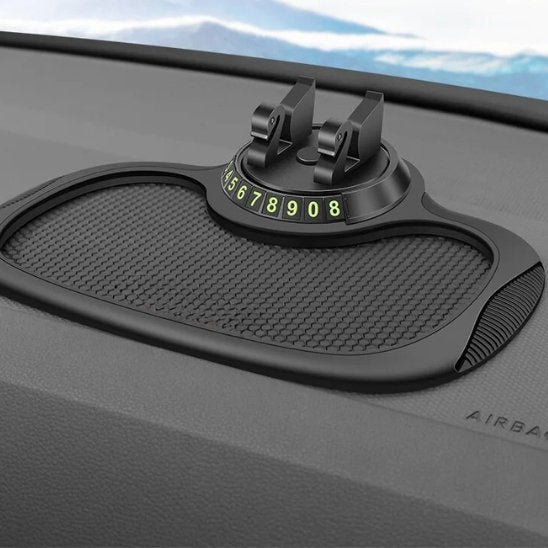 support téléphone voiture noir poser sur tableau de bord