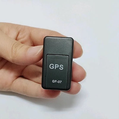 traceur gps pour voiture black passe partout