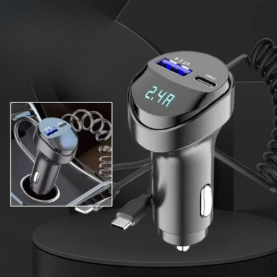 Transmetteur FM voiture avec branchement facile sur allume-cigare et trois câbles Type-C accessibles pour recharge rapide